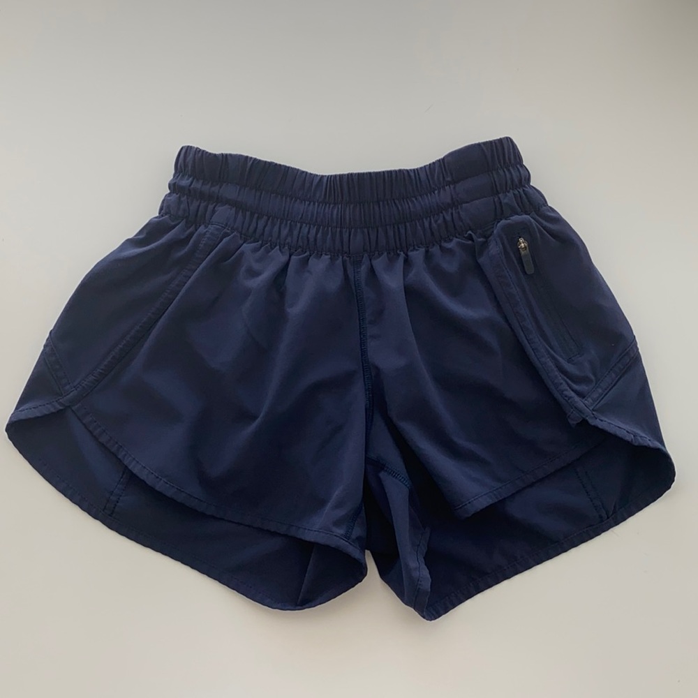 Tracker short 2.5”
